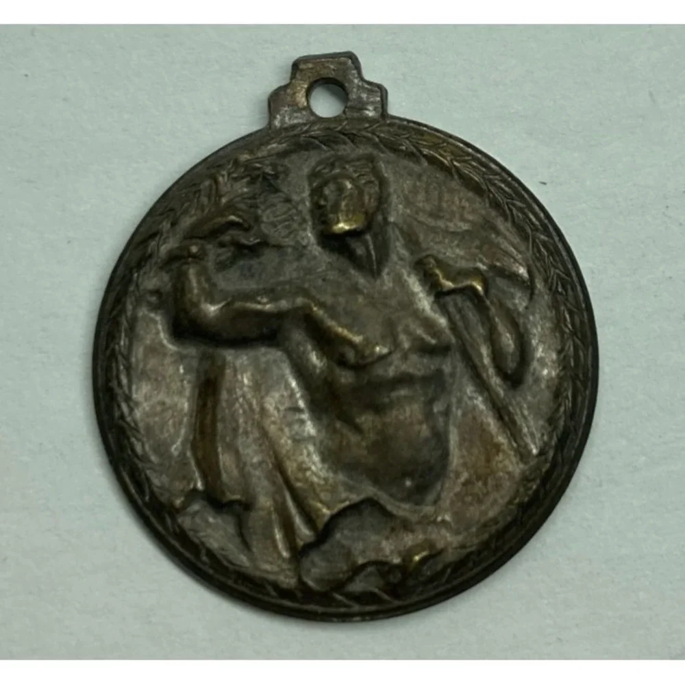 Vintage St. Christopher Medal Pendant Collectible .75 inch For Necklace Craft...